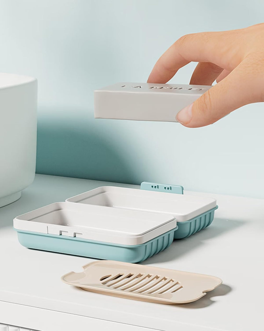 Travel Soap Dish with Lid – Portable Leakproof Soap Case with Drain Tray