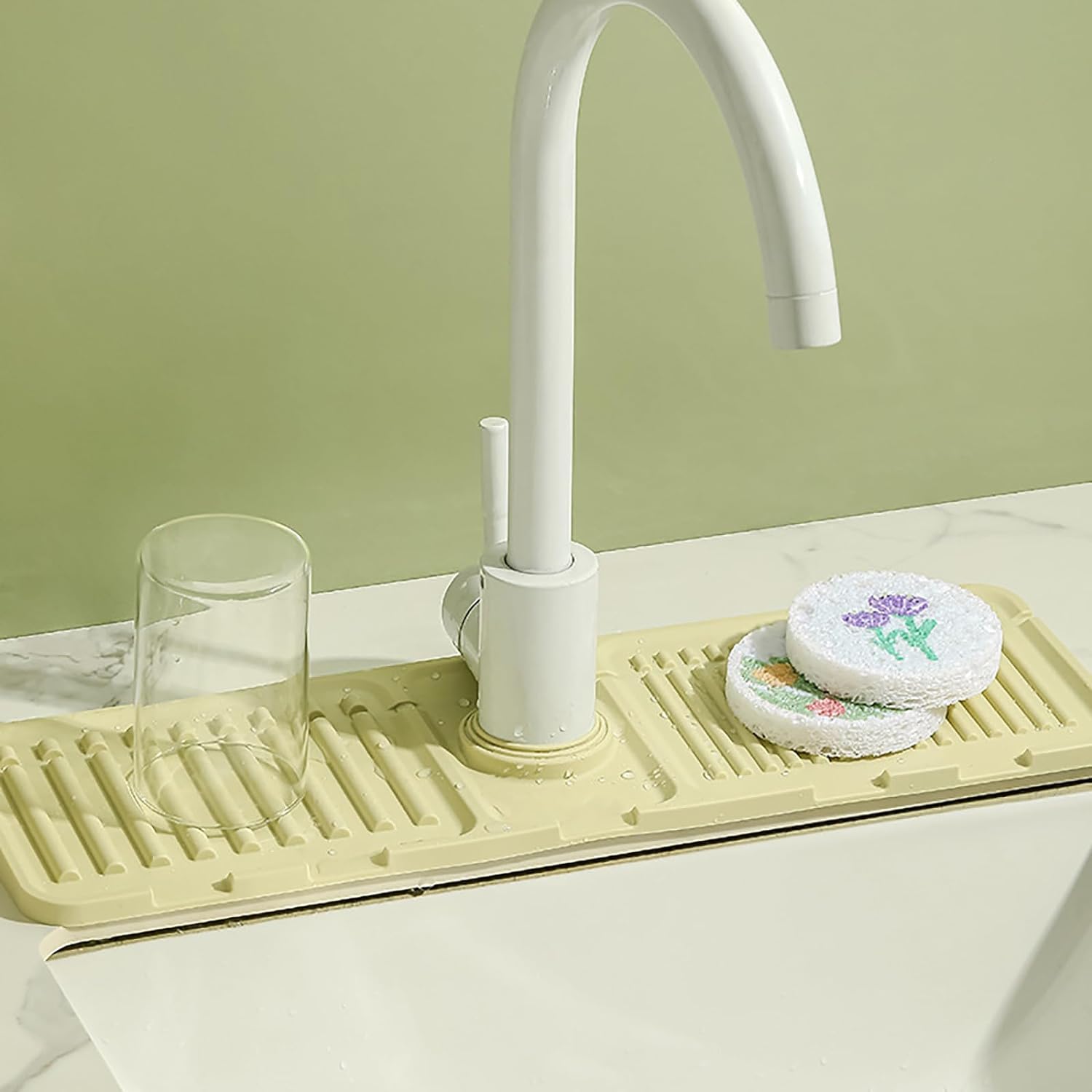 Silicone Faucet Mat Splash Guard – Fast-Drying Sink Tray (Gray)