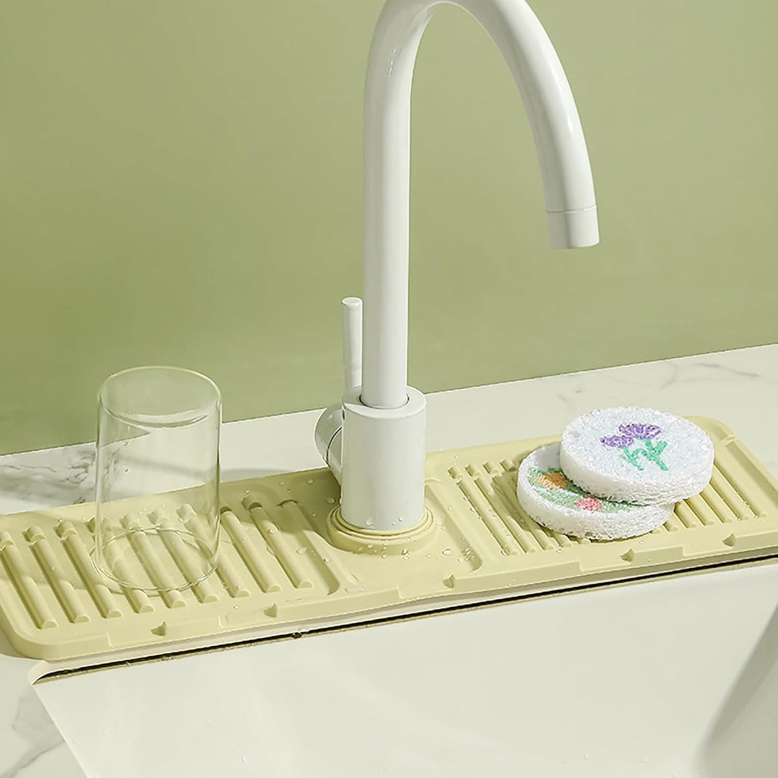 Silicone Faucet Mat Splash Guard – Fast-Drying Sink Tray (Gray)