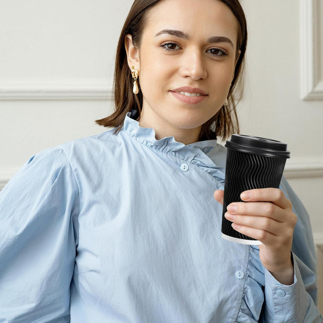 Disposable Coffee Cups with Lids & Straws – 50 Pack Insulated Hot Cups