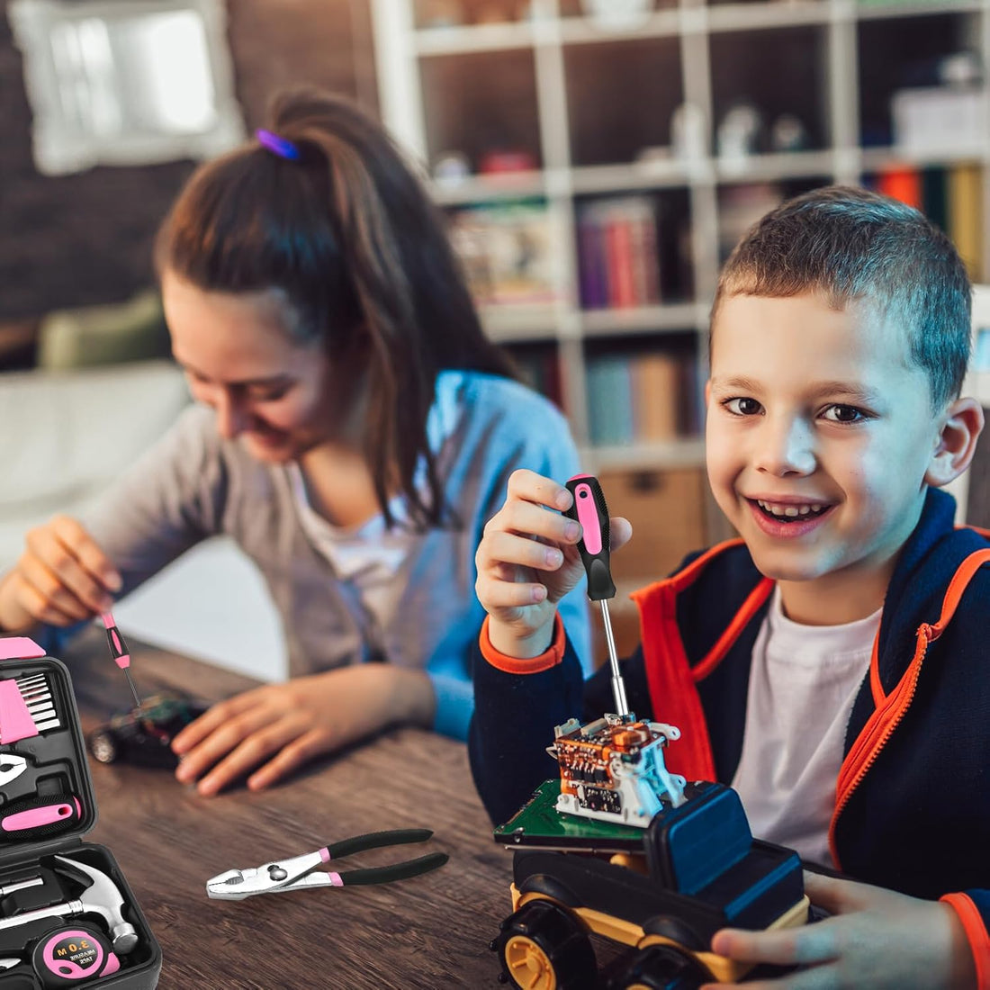 39-Piece Pink All-Purpose Tool Kit for Women – Compact Household