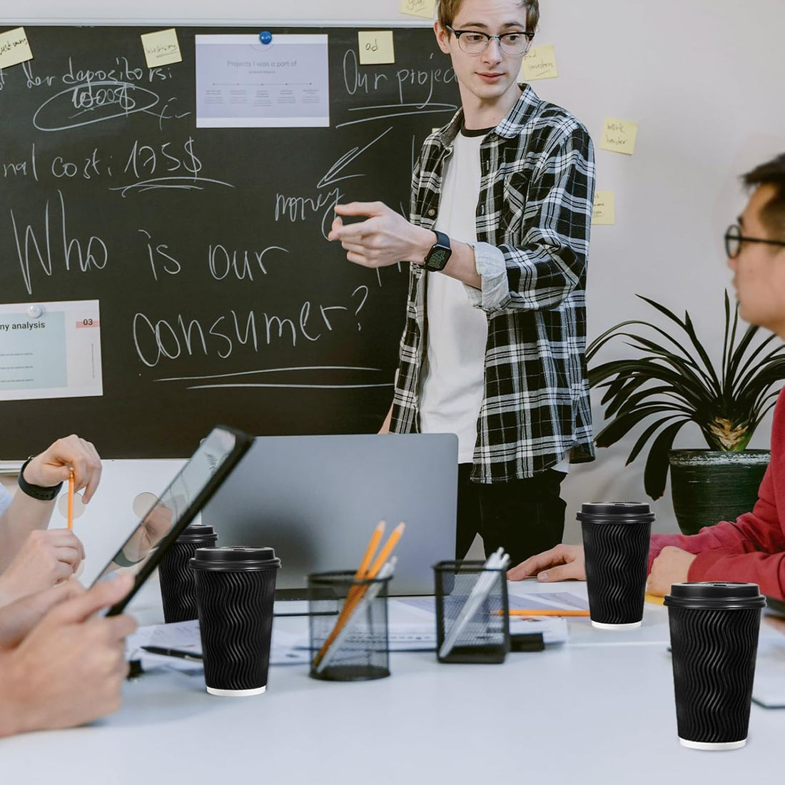 Disposable Coffee Cups with Lids & Straws – 50 Pack Insulated Hot Cups