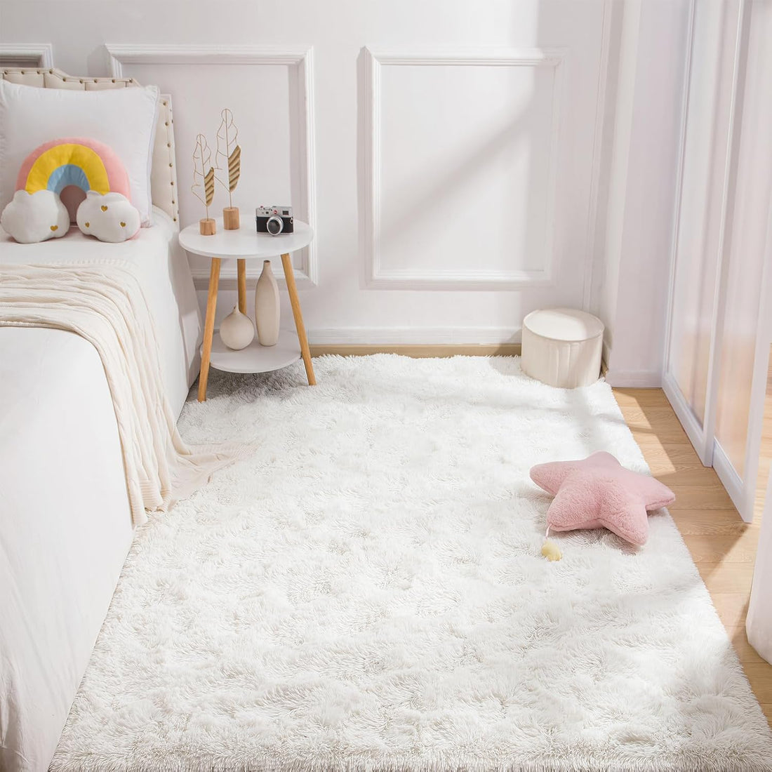 White Fluffy Area Rug 4x6 – Cozy Cream Non-Slip Carpet for Living Room