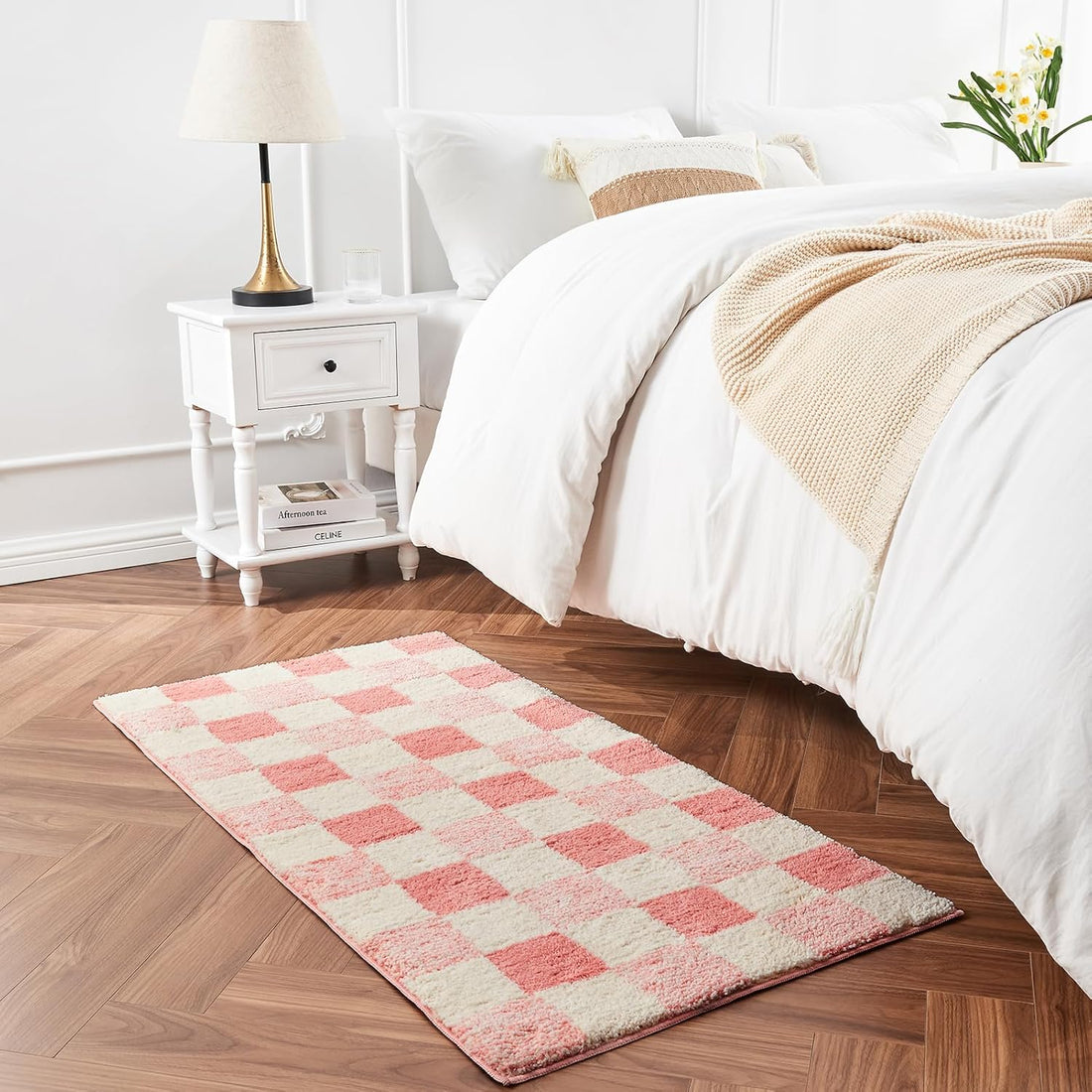 Checkered Bath Mat – Non-Slip Fluffy Microfiber Bathroom Rug – Absorbent, Washable Aesthetic Bath Mat for Shower & Sink – Blossom Pink, 24" x 16"