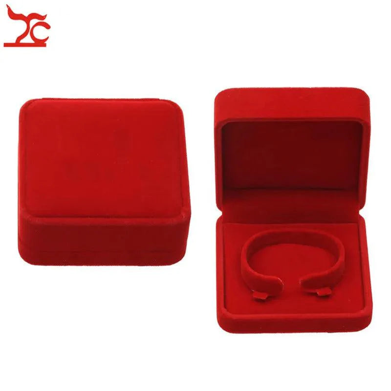 Velvet Necklace Storage Case at Heart Crafted Gifts