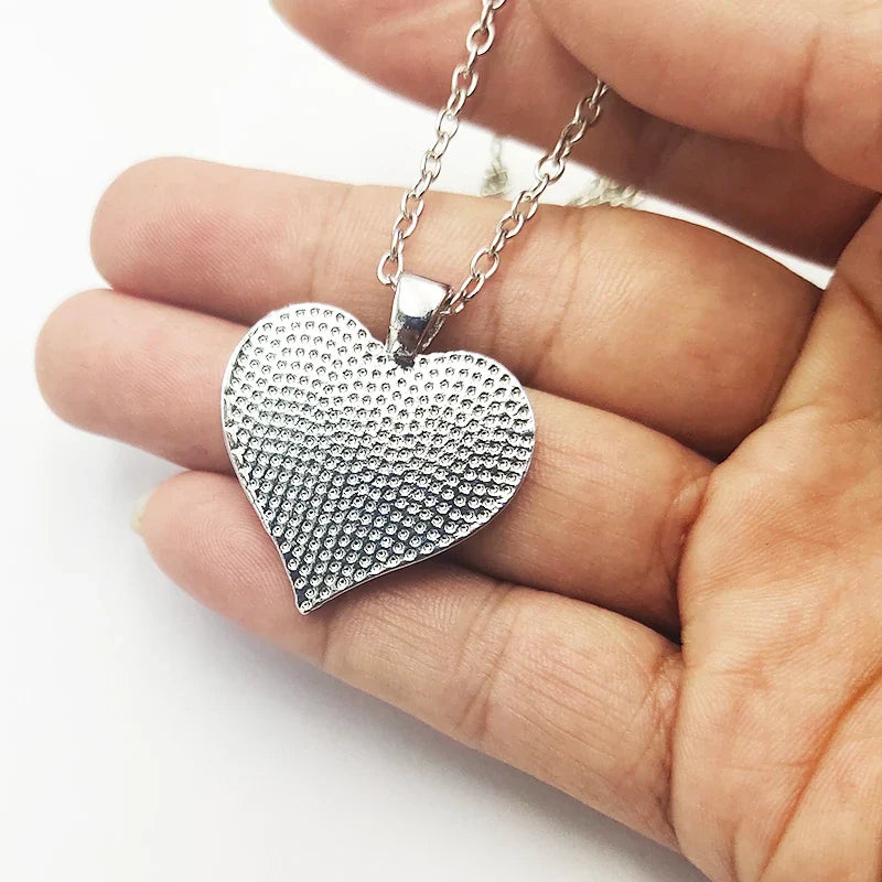 Heart Pendant Necklace with beautiful message for Mom