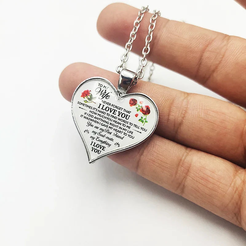 Heart Pendant Necklace with beautiful message for Mom