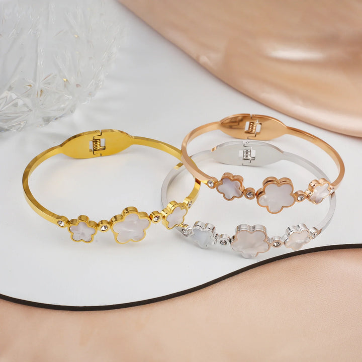 Simple Stainless Steel White Shell Five Leaf Flower Bangle Classic Clover Wrist