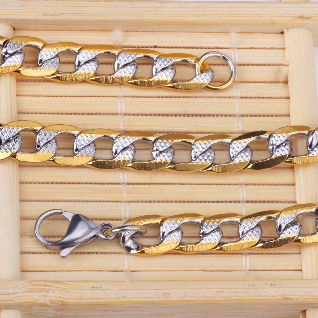 Luxurious Gold Plated Curb Link Cuban Chain Necklace for Men & Women